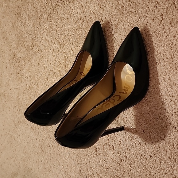 Sam Edelman Danna Black Patent Heels - Picture 3 of 9